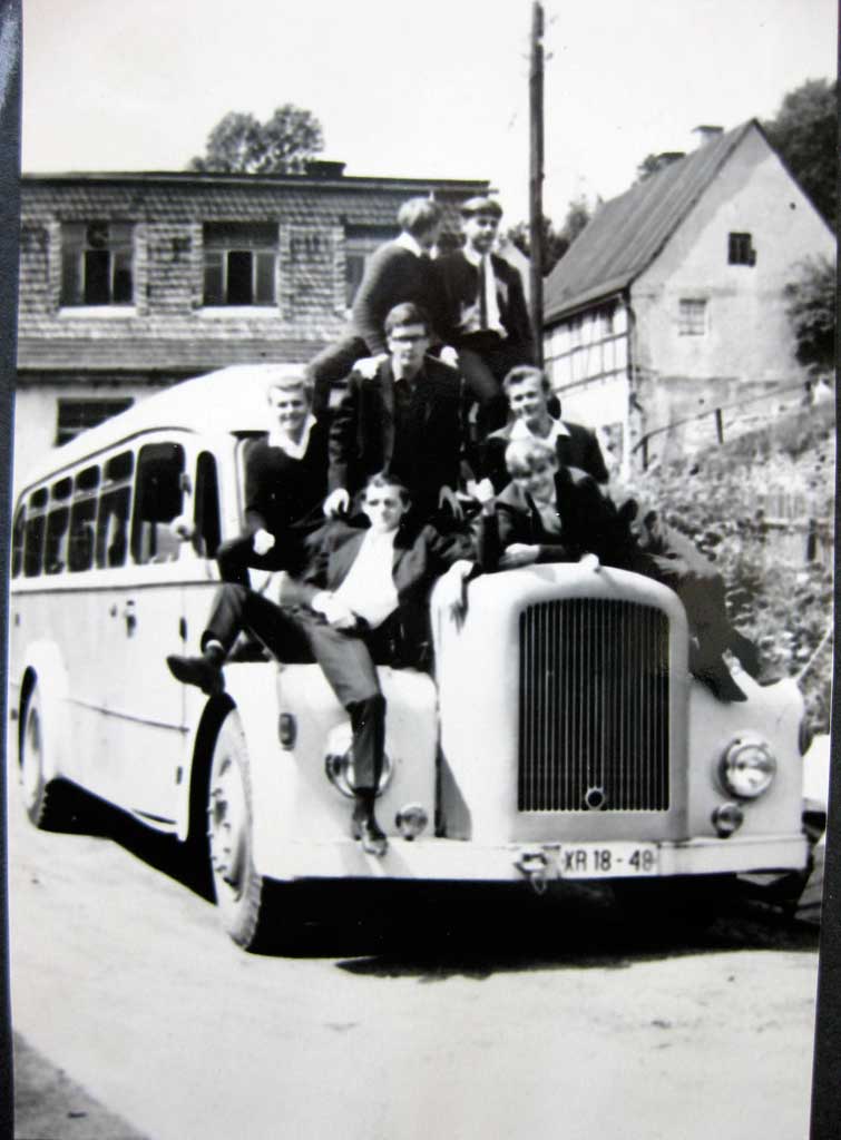 7 Lions auf dem Wismut Bus