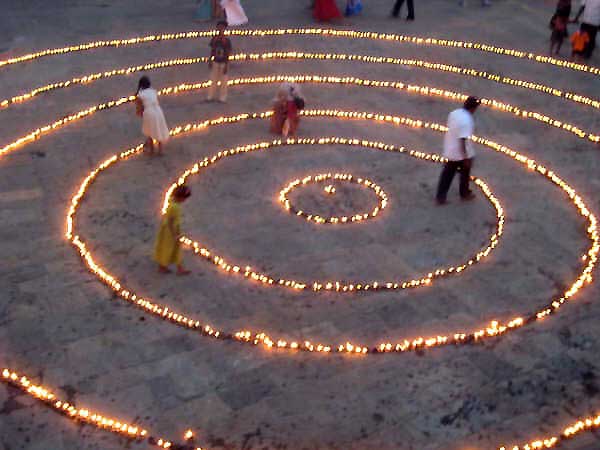 Lichtkreise Karthikagai Maha Deepam